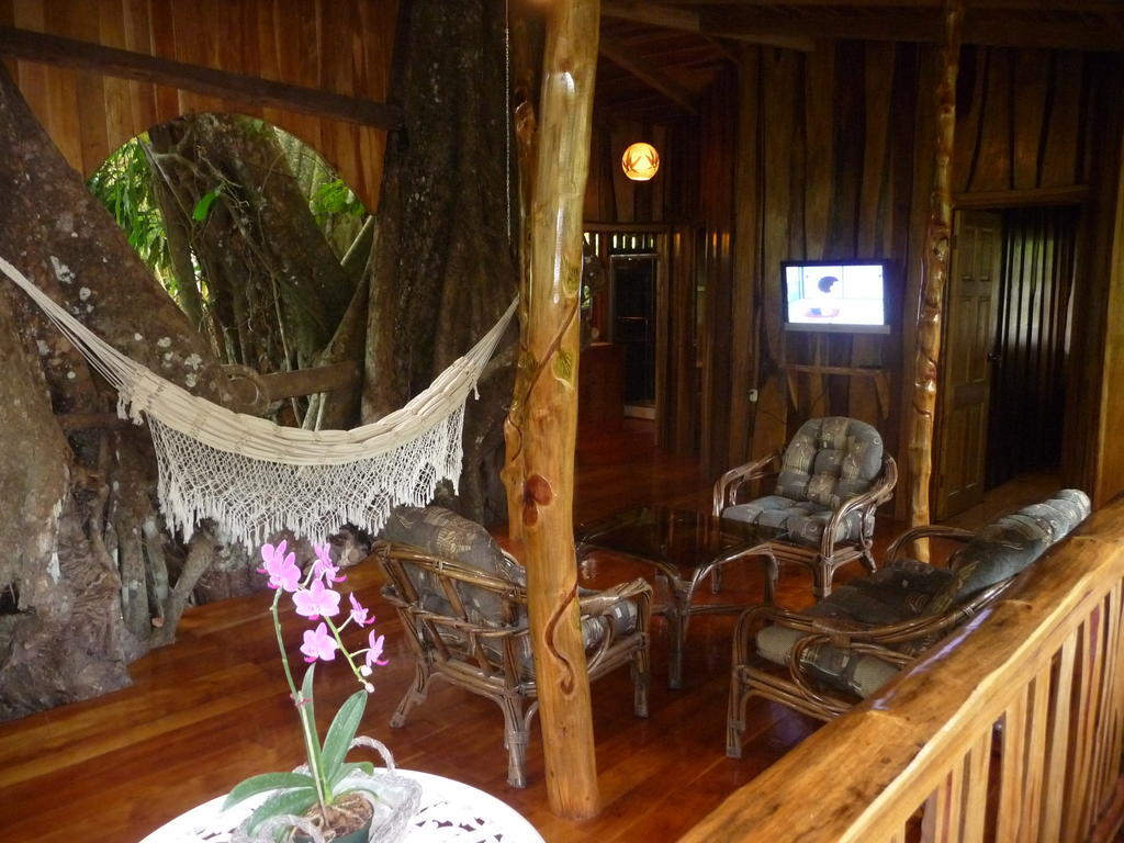 Topos Tree House Cahuita Bagian luar foto